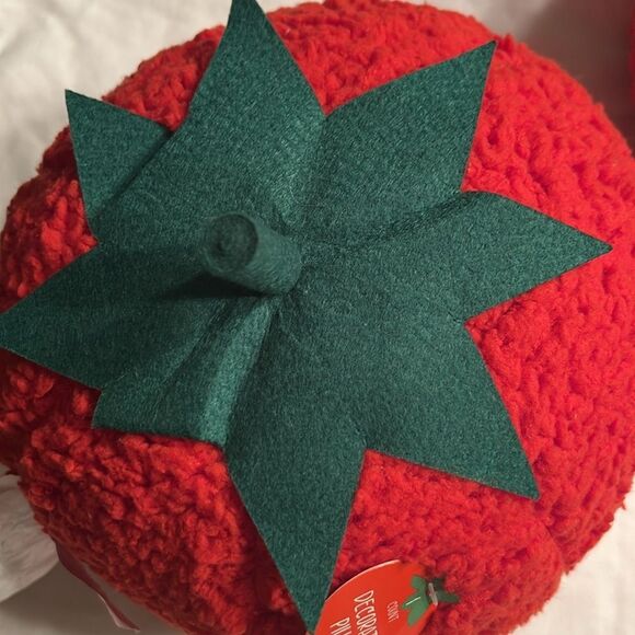 Target Red & Green Set of 2 Decorative Pillow - Picture 4 of 8